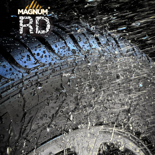 Кондиціонер для шин та зовнішнього пластику RD MAGNUM RUBBER DRESSING 473 мл