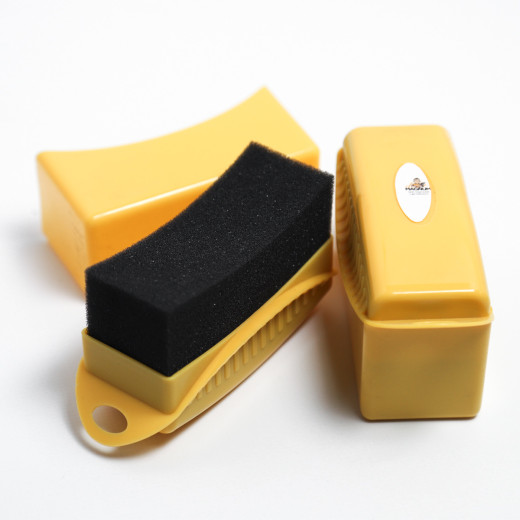 Аплікатор з кришкою та утримувачем для чорніння гуми і пластику Magnum жовтий Аплікатор з кришкою та утримувачем для чорніння гуми і пластику Magnum жовтий