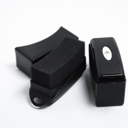 Аплікатор з кришкою та утримувачем для чорніння гуми і пластику Magnum чорний Аплікатор з кришкою та утримувачем для чорніння гуми і пластику Magnum чорний