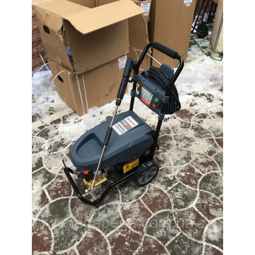 Мийка високого тиску DOLPHIN HT2.5GS