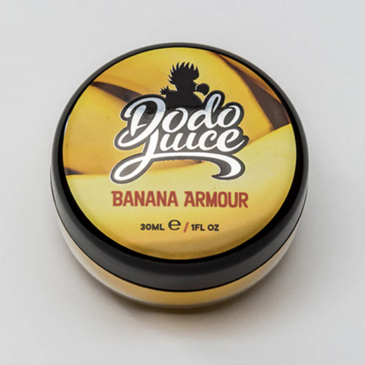 Твердий віск для «теплих» кольорів авто Dodo Juice Banana Armor (30мл)